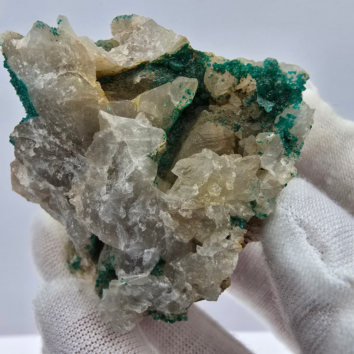 Seltene Dioptas auf Quarz Stufe Kaokoveld, Namibia 56*49*42mm Mineraliensammlung