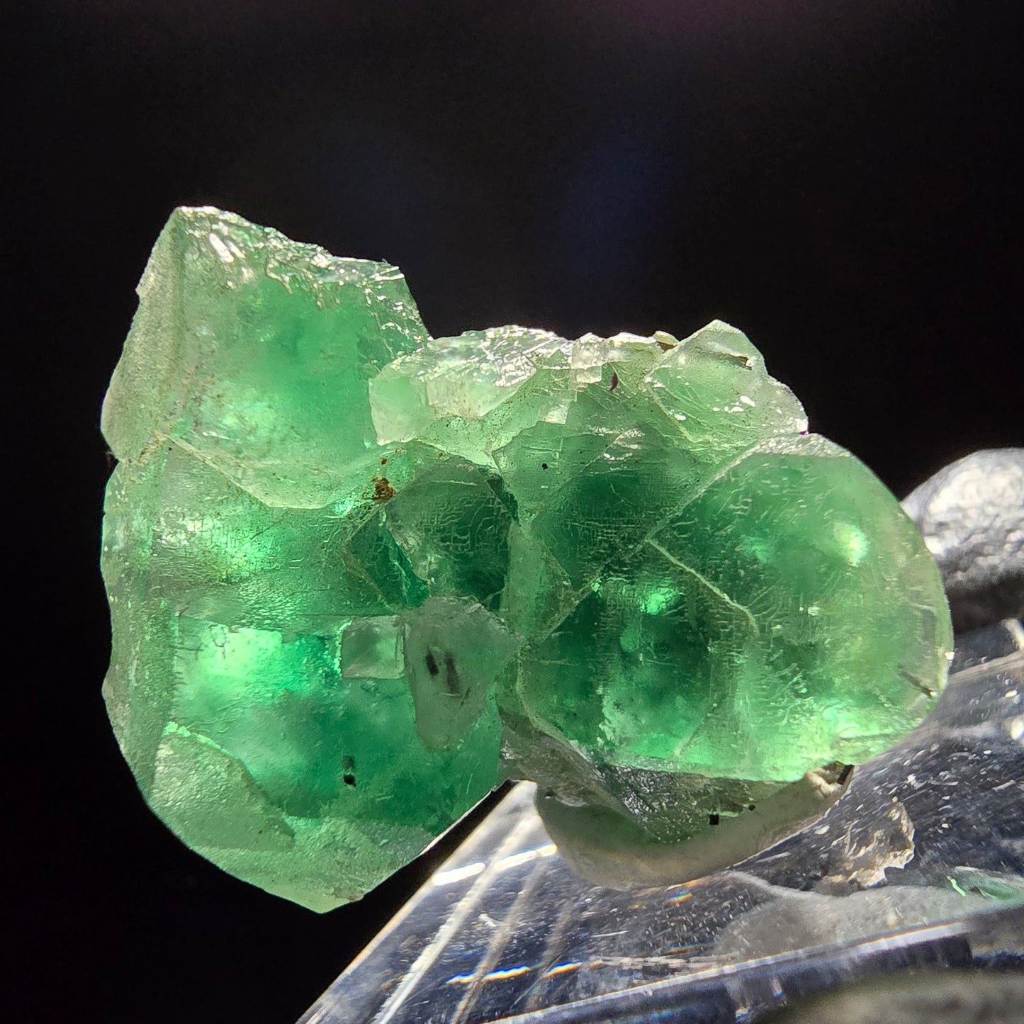 Klare Phantom Fluorit, Schörl Turmalin, Muskovit Stufe Erongo Namibia 30*24*19mm