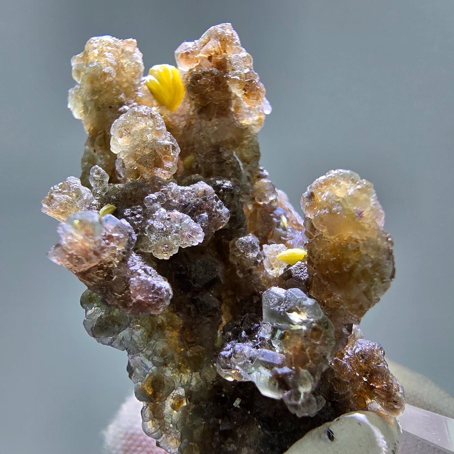 Phantom Fluorit Würfel grün braun, Muskovit Stufe Erongo, Namibia 50*31*23mm