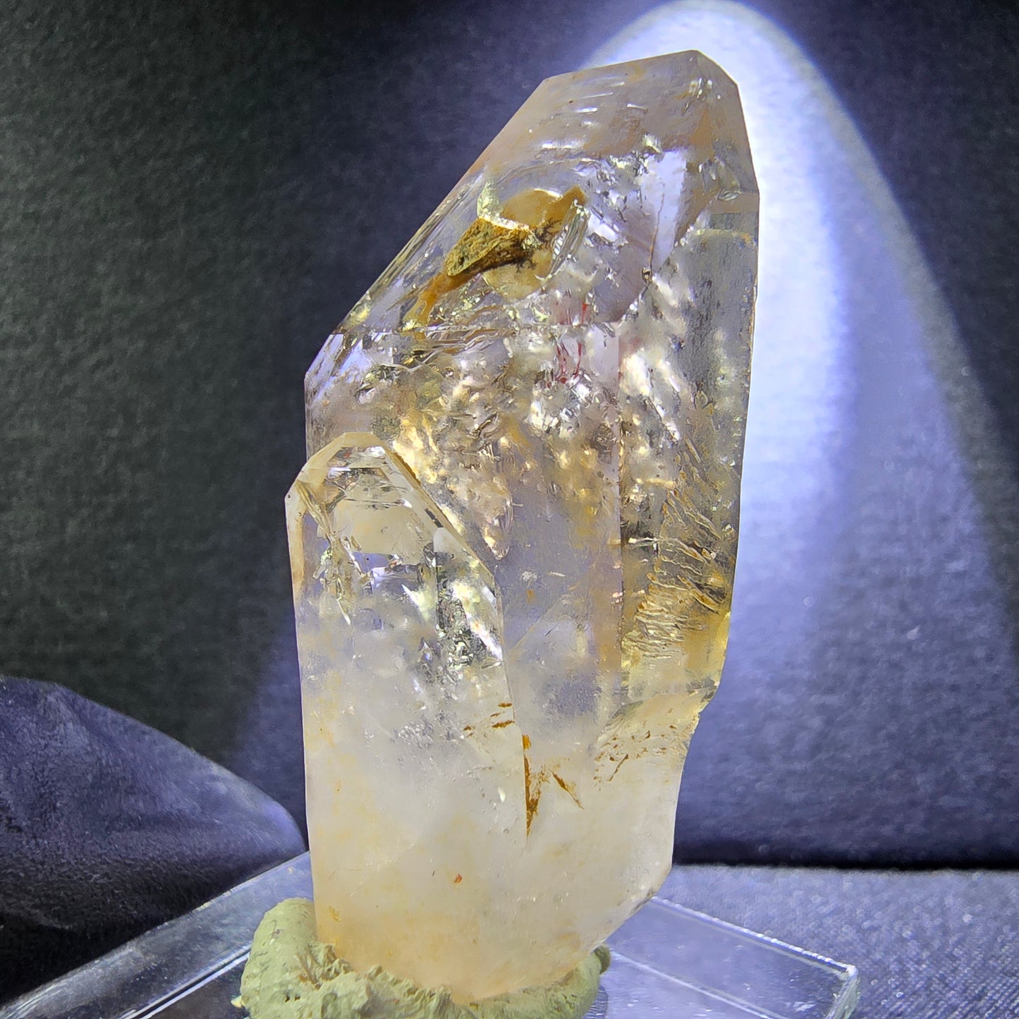 Klarer Phantom Zepter Rauchquarz Spitze 41*22*15mm Goboboseb Namibia Sammlung