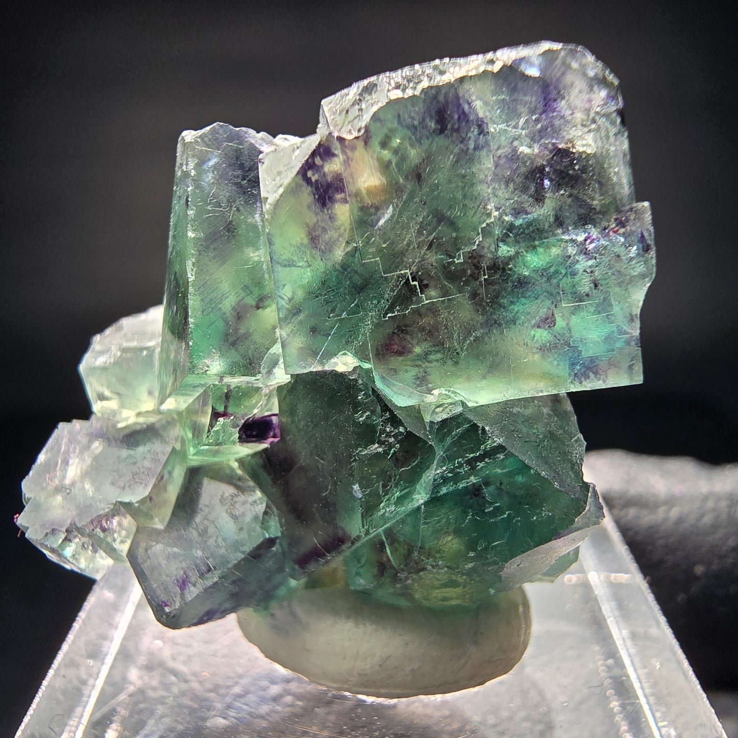 Seltene zonare Phantom Fluorit Würfel Stufe grün lila Okorusu Namibia 29*26*15mm