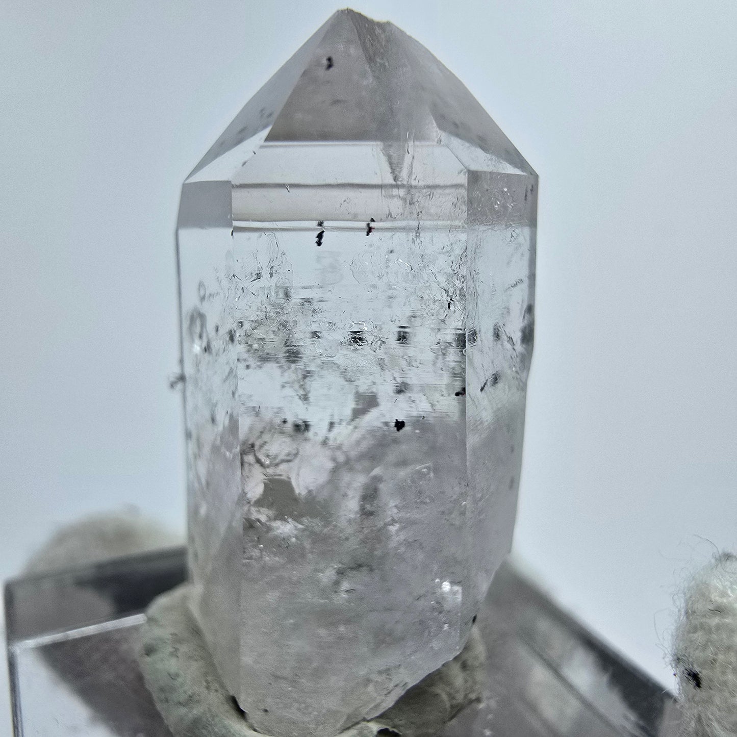 Enhydro Hämatit Quarz mit Analcim Streep Mine Goboboseb Namibia 30*15*14mm