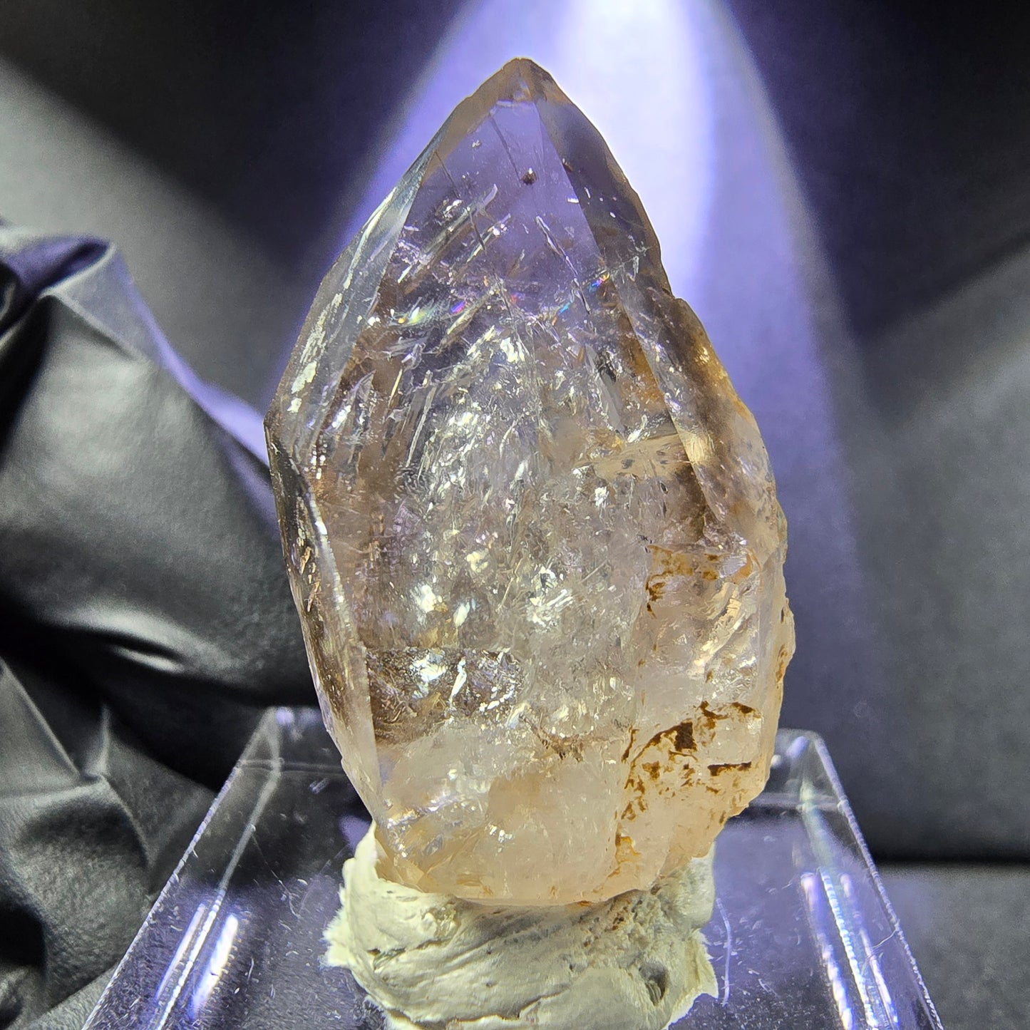 Sceptre de Quartz fumé fantôme clair, pointe à Double extrémité 30*18*15mm Goboboseb namibie
