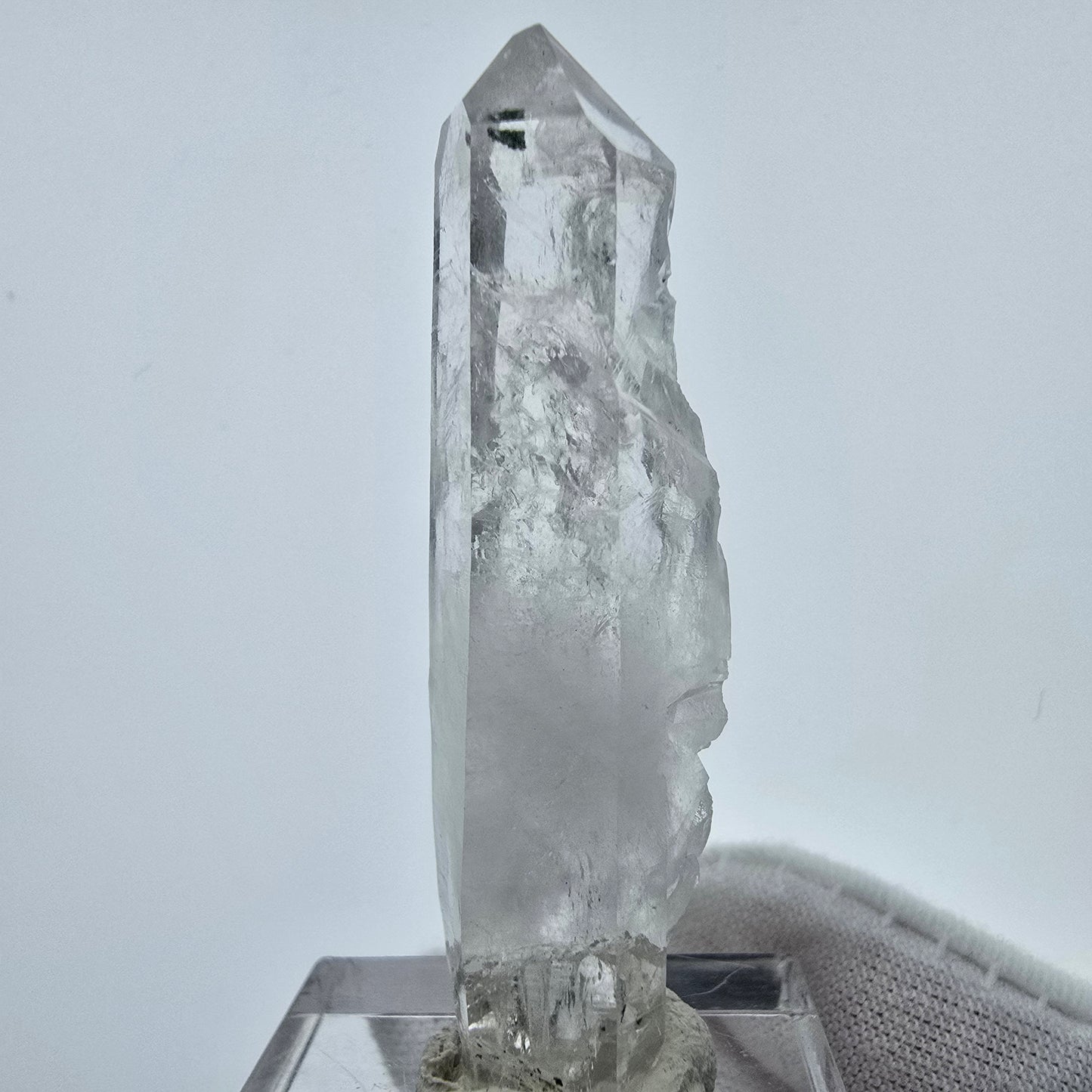 Klarer Phantom Hämatit Quarz Kristall Streep Mine, Goboboseb, Namibia 50*13*13mm