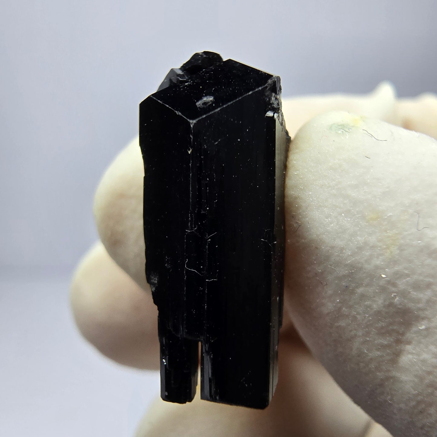 Spécimen de tourmaline Schörl symétrique Erongo, namibie collection minérale 18*8*8mm