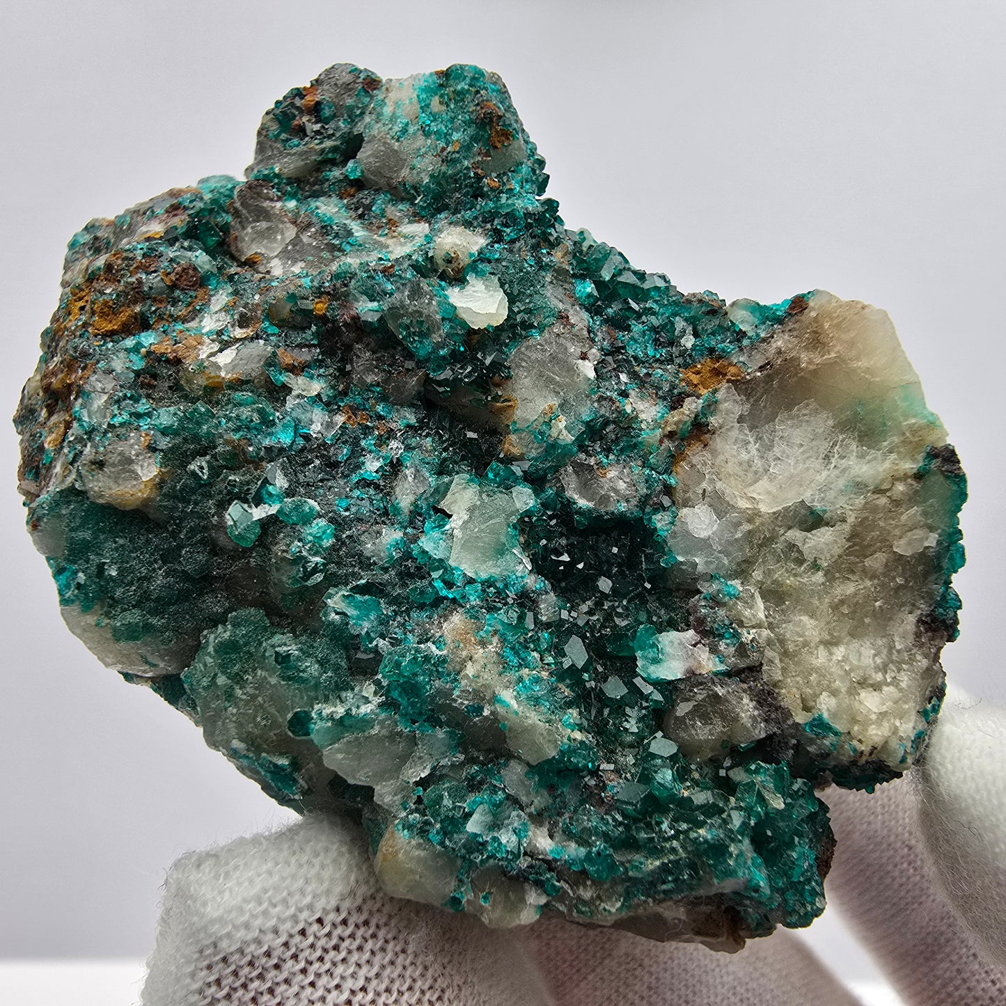Seltene Dioptas auf Quarz Stufe Kaokoveld, Namibia 62*39*26mm Mineraliensammlung