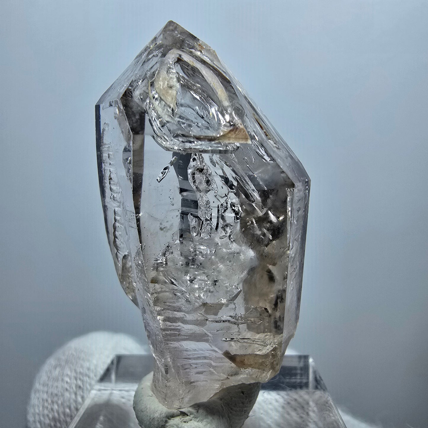 Pointe de quartz fumé Enhydro Phantom, 1x Bubble Goboboseb, Namibie 42 x 21 x 20 mm