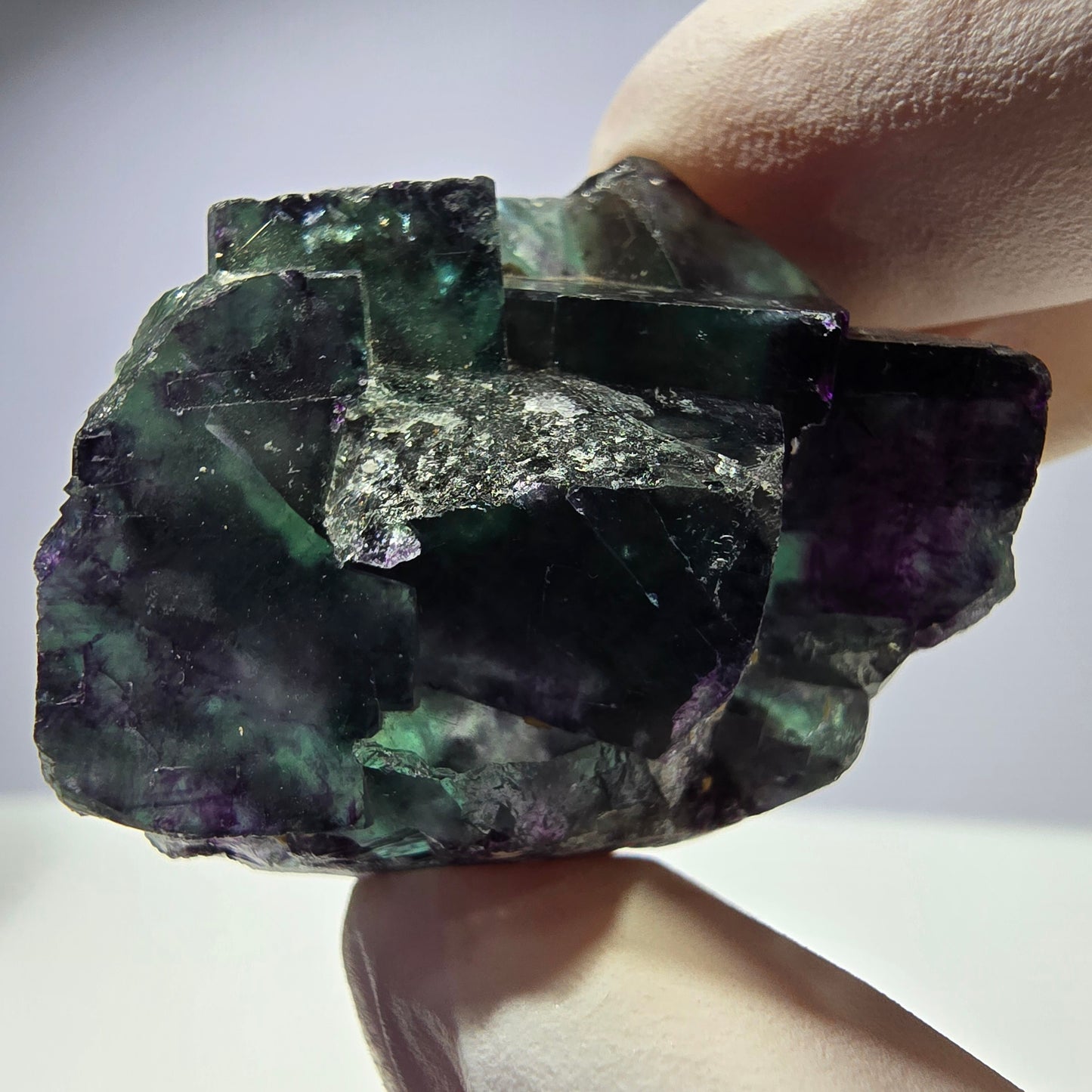 Spécimen de cube de fluorite fantôme parqueté vert violet Okorusu, Namibie 41*30*18mm