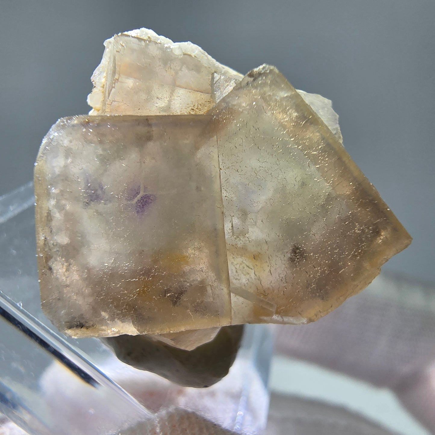 Seltene UV Phantom Fluorit Würfel Stufe lila gelb Brandberg, Namibia 21*21*12mm