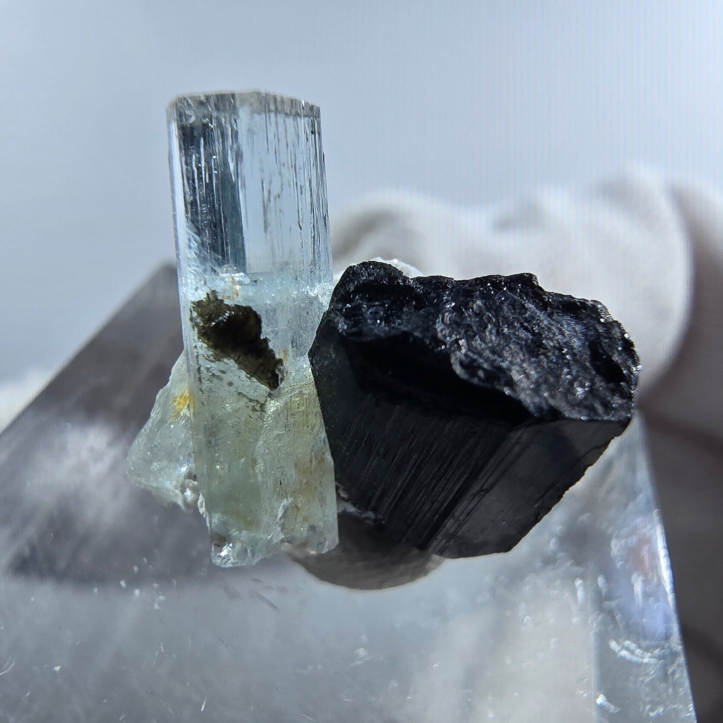 Aigue-marine de Setlene, tourmaline de Schörl, stade orthose Erongo, Namibie 16*14*10 mm