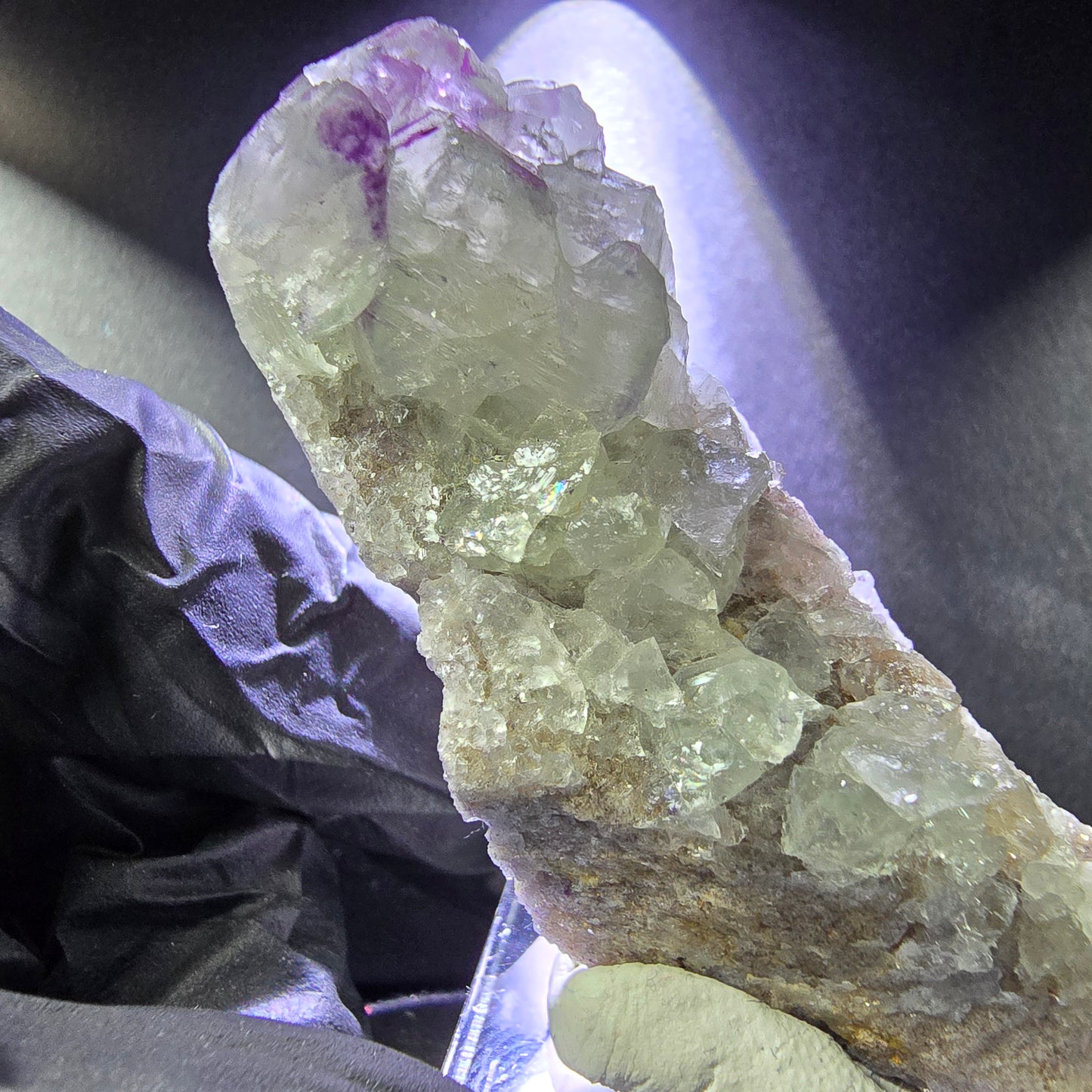Seltene Zonare Fluorit XX Würfel Stufe grün lila 56*24*11mm aus Okorusu, Namibia