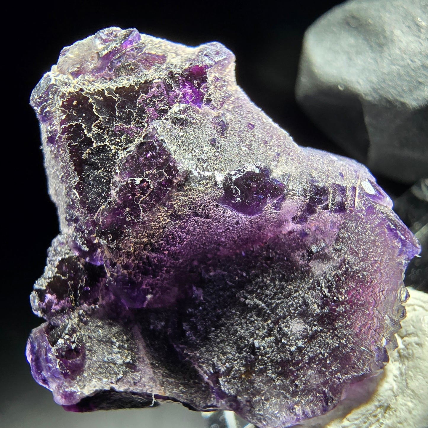 Phantom Fluorit Würfel Stufe lila Okorusu, Namibia 23*22*9mm Mineraliensammlung
