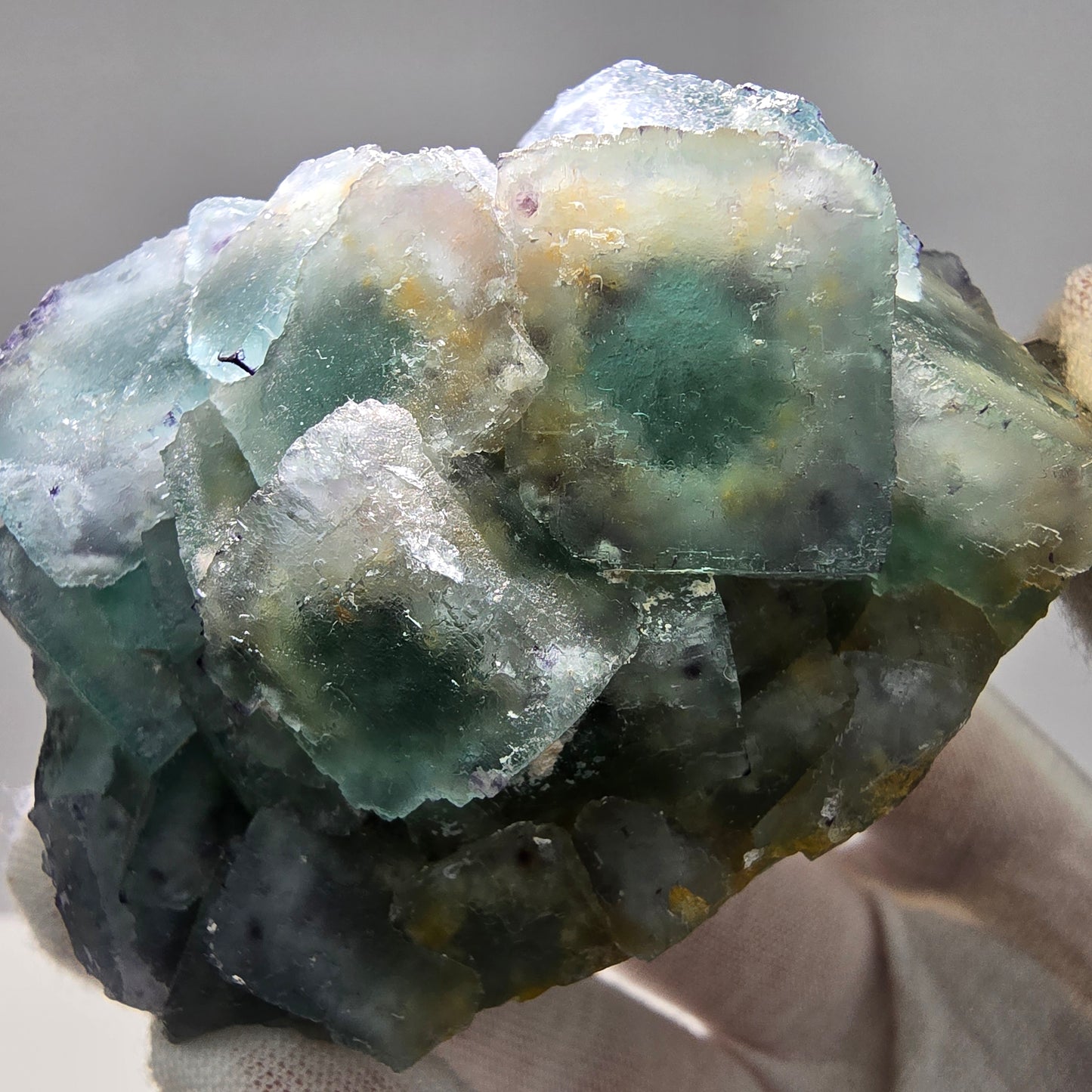 Seltene Phantom Fluorit Würfel Stufe grün lila zonar Okorusu, Namibia 75*69*44mm