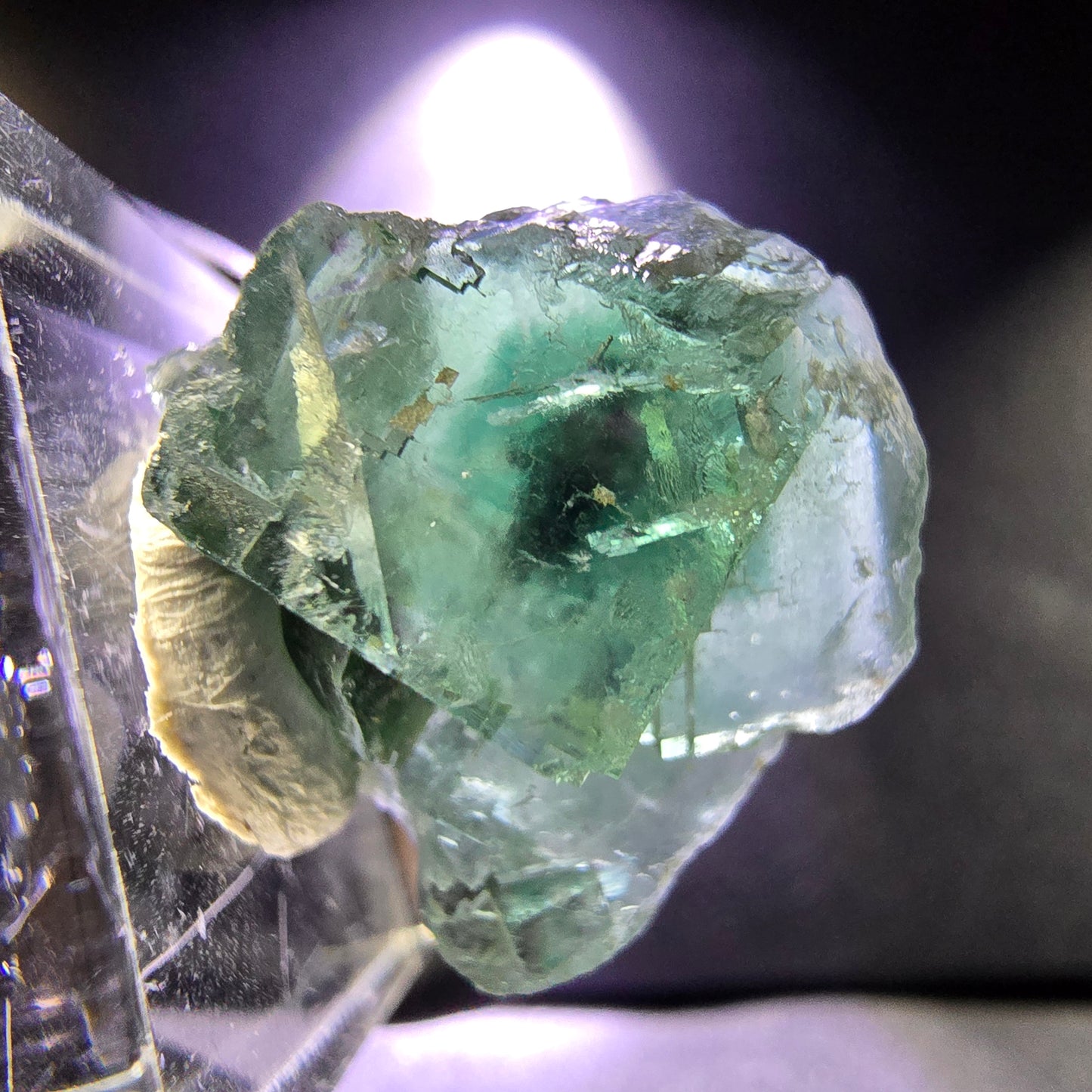 Seltene Phantom Fluorit XX Würfel Stufe grün lila 24*23*12mm aus Okorusu, Namibia