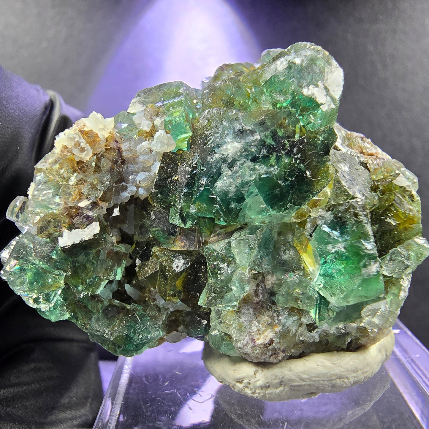 Seltene klare Fluorit XX Würfel Stufe mit Einschlüssen 37*28*20mm aus Okorusu, Namibia