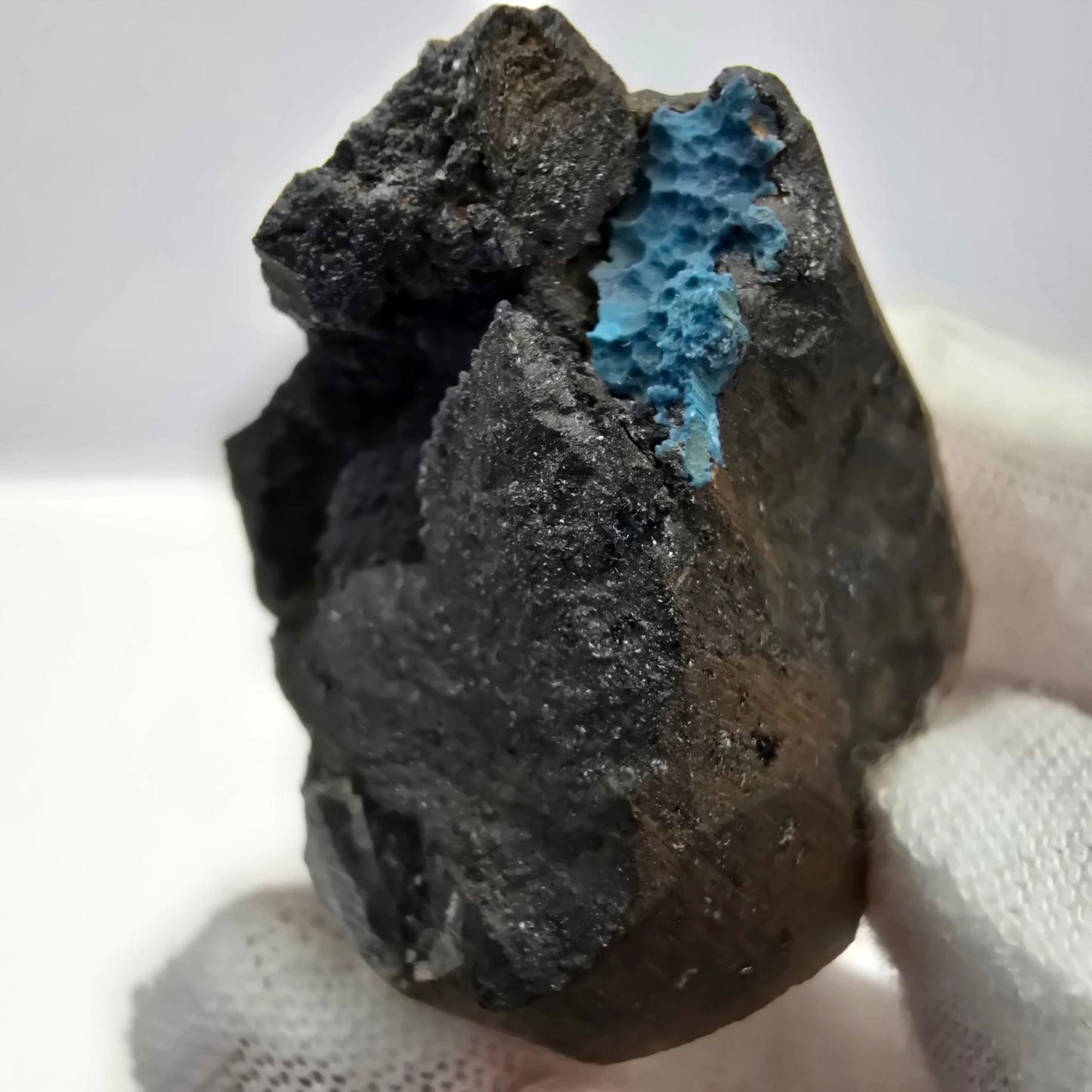 Rare scène Shattuckite bleu Kaokoveld, collection namibie 36*26*26mm