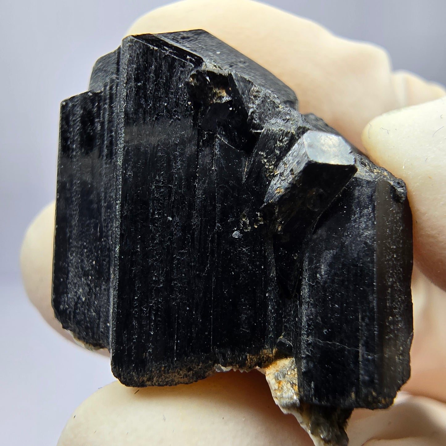 Symmetrische Schörl Turmalin Stufe Erongo, Namibia 26*21*13mm Mineraliensammlung