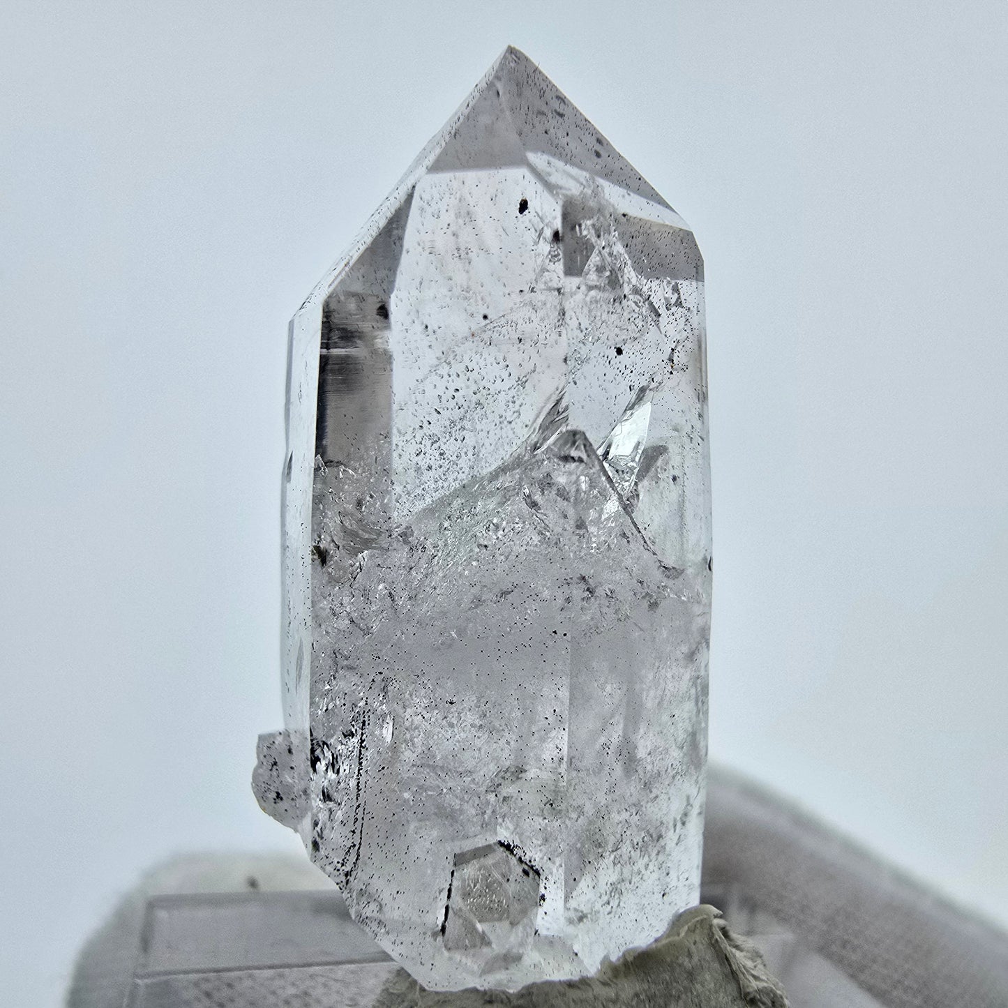 Enhydro Phantom Hematite DT Quartz Valentine Pocket Goboboseb, Namibia 34*14*12mm