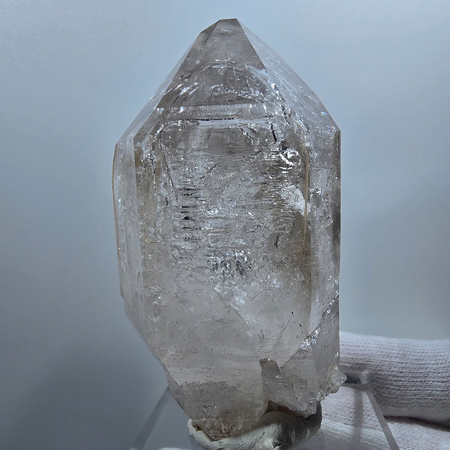 Sceptre squelette en quartz fumé Enhydro, calcite UV Valentine Pocket Goboboseb Namibie 77 x 44 x 38 mm
