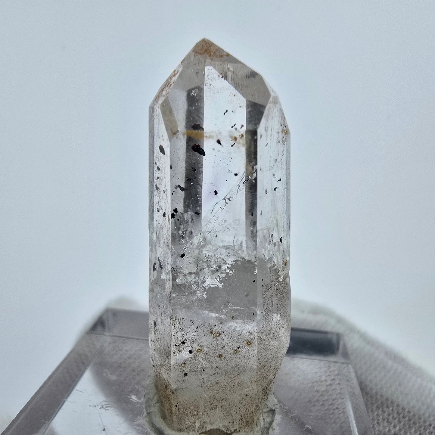 Klarer Harlekin Phantom Quarz Kristall Streep Mine, Goboboseb Namibia 31*11*11mm