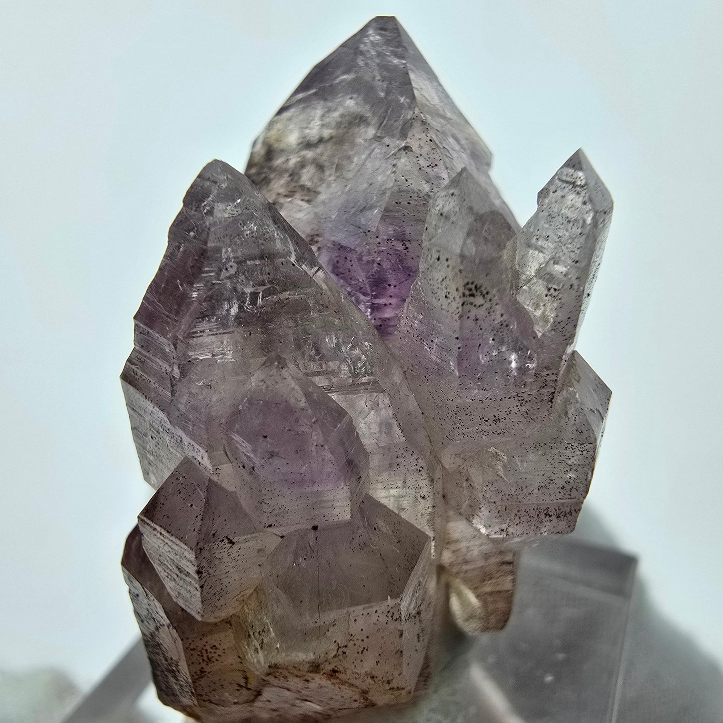 Amas de sceptres d'améthyste fantôme transparent violet brun Goboboseb, Namibie 36*27*20mm