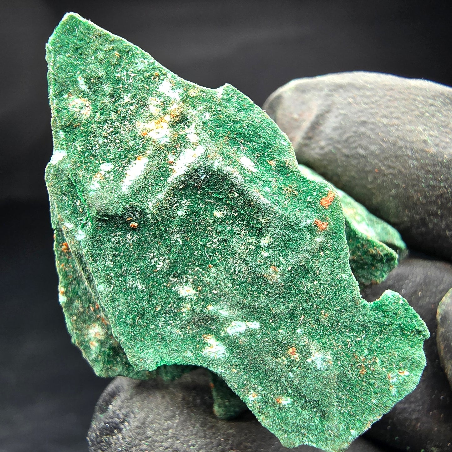 Spécimen rare de malachite, vert Kaokoveld, collection minérale 35*26*19mm namibie