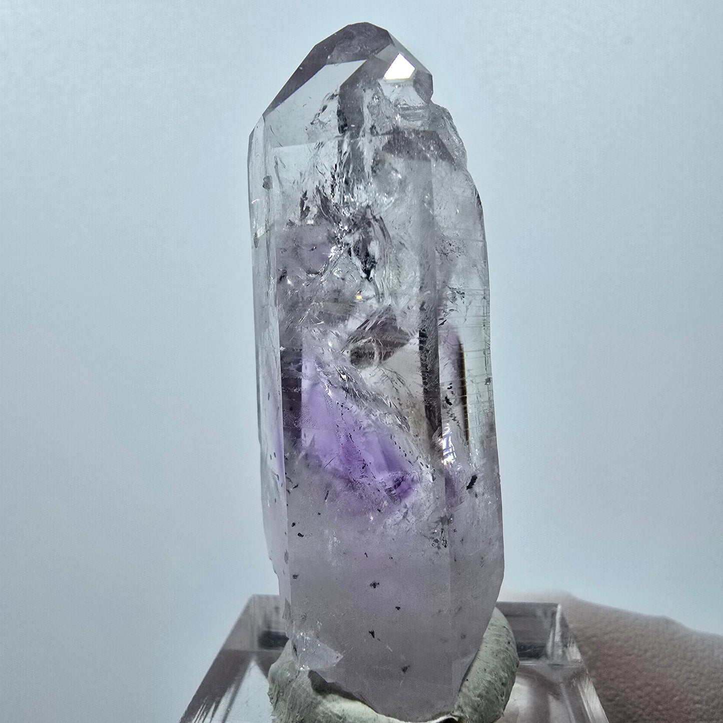 Améthyste fantôme, mine d'hématite Point Streep, Goboboseb, Namibie, 48 x 21 x 14 mm