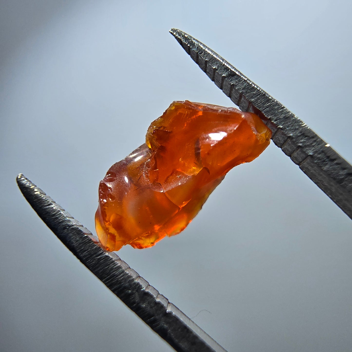 Seltener Feueropal Kristall, rot orange Mexiko 12*6*5mm