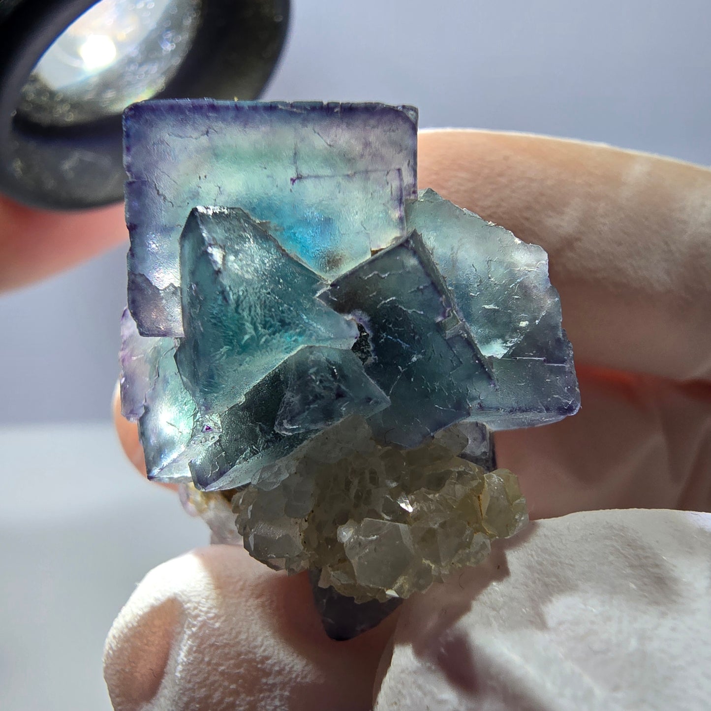 Rare cube de fluorite fantôme, spécimen de quartz vert violet Okorusu Namibie 29*24*20mm