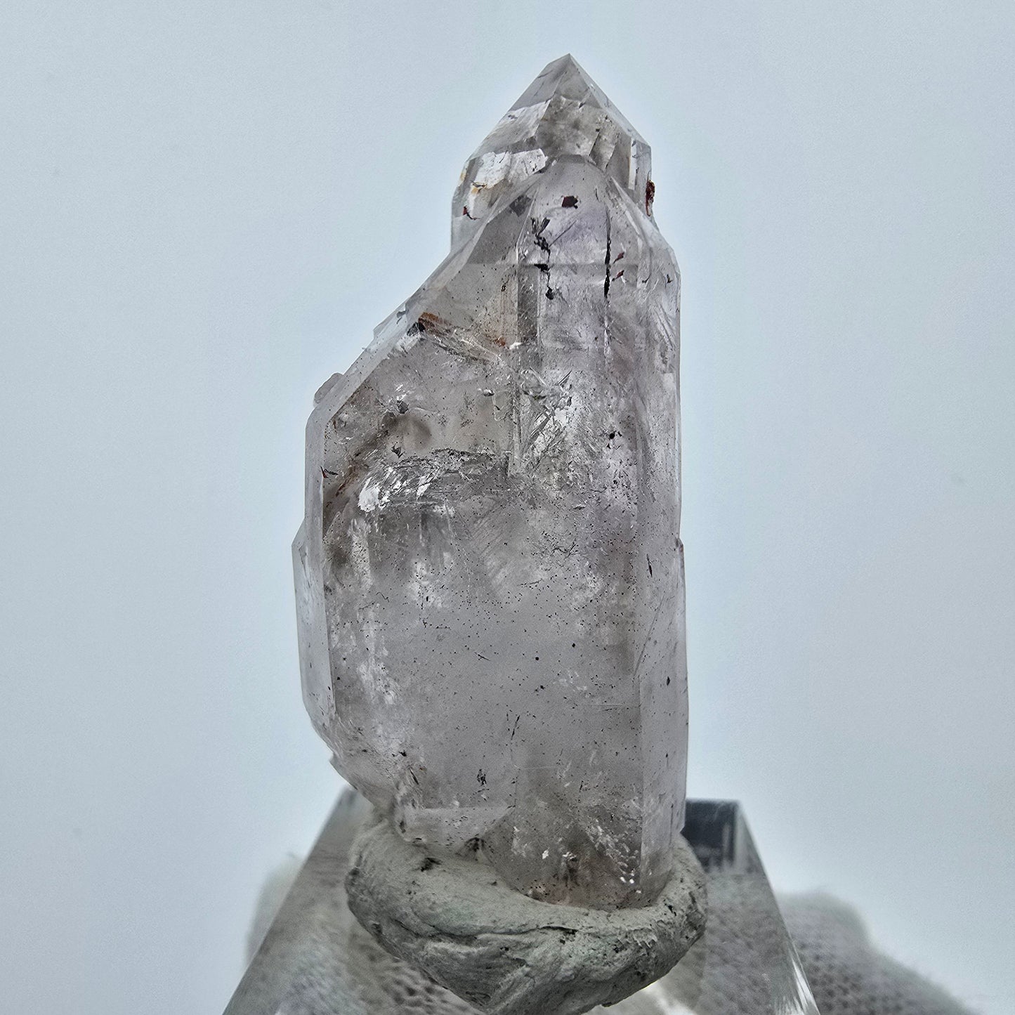 Harlekin Phantom Quarz Kristall Streep Mine, Goboboseb, Namibia 47*22*21mm