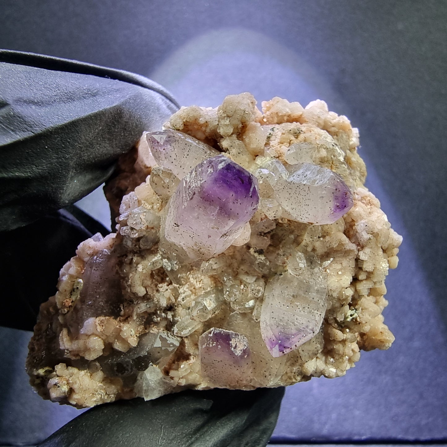 Seltene Brandberg Amethyst Stufe 48*34*36mm Brandberg, Namibia Sammlung