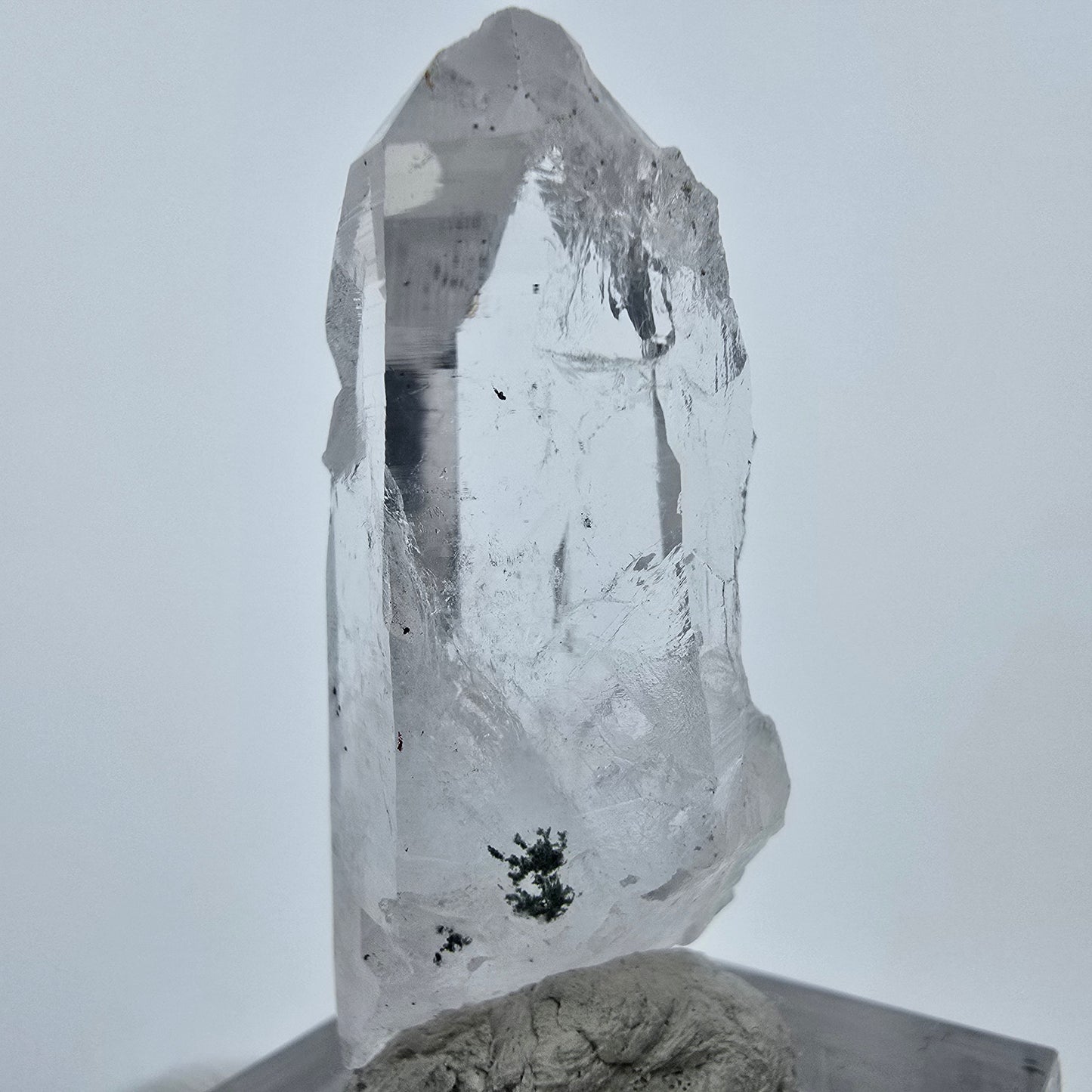 Klare Lemurian Epidot Quarz Spitze Streep Mine, Goboboseb, Namibia 41*17*15mm