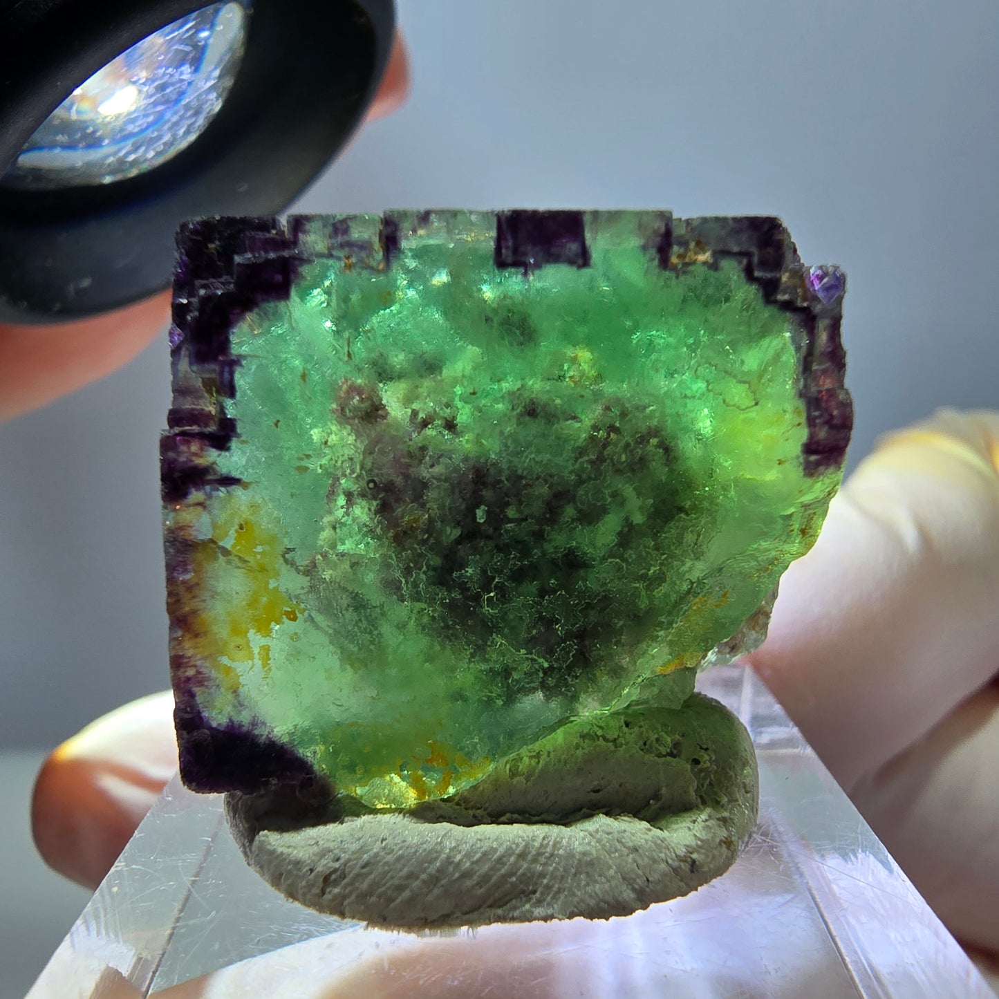 Cube de fluorite fantôme parqueté, zonal, vert violet Okorusu, Namibie 24*22*17mm