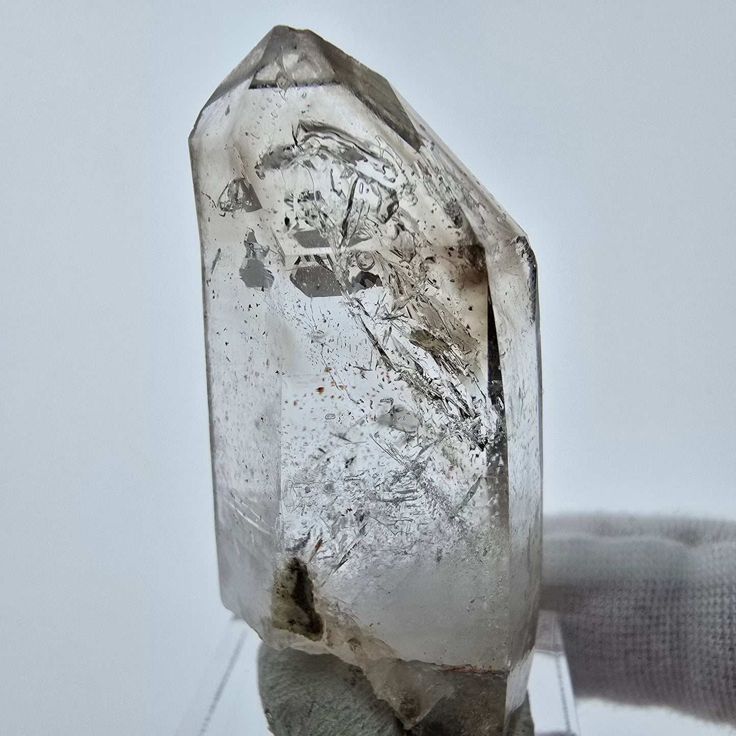 Enhydro Phantom Rauchquarz Eisen Spitze 1x Blase Goboboseb, Namibia 47*22*13mm