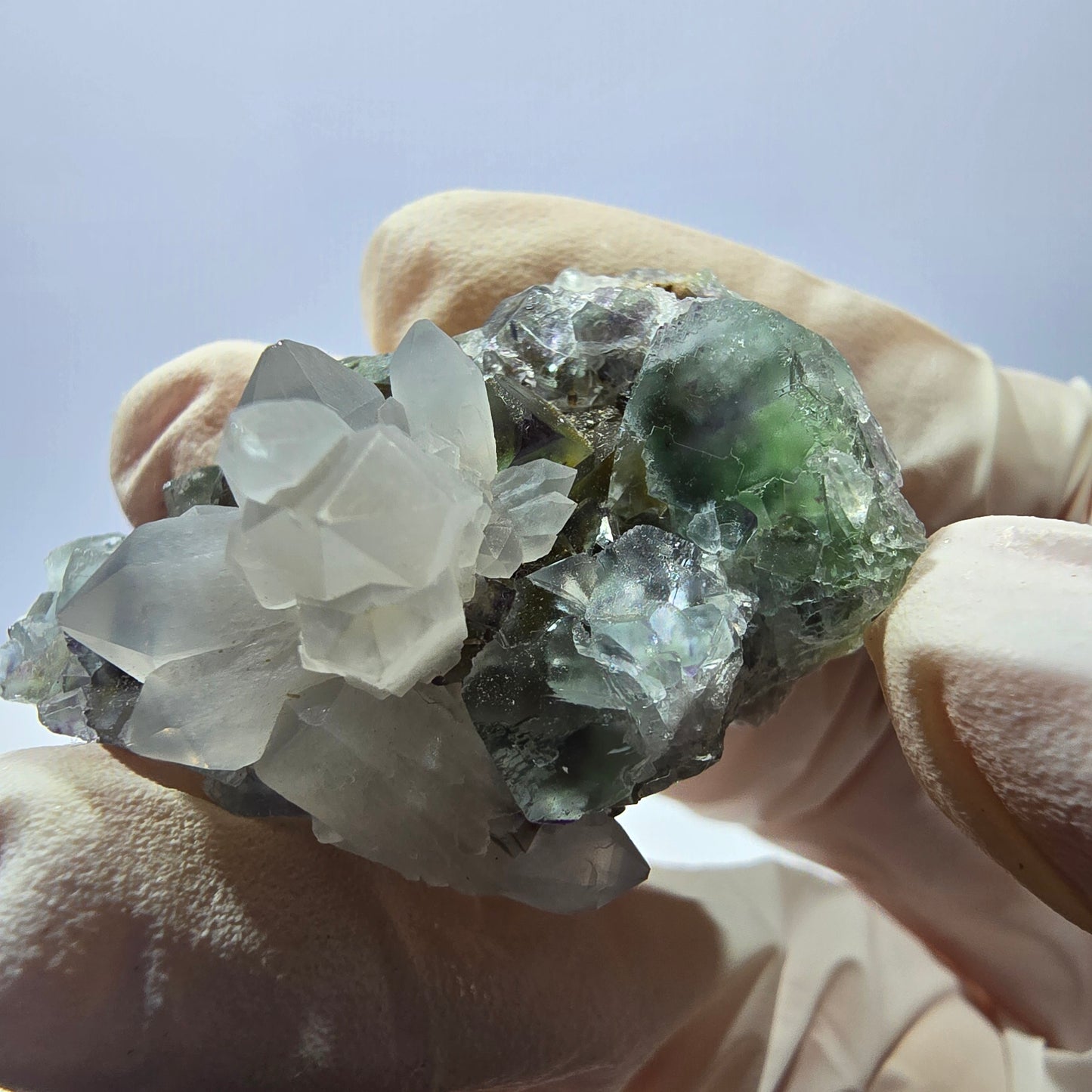 Rare cube de fluorite fantôme, spécimen de quartz vert violet Okorusu Namibie 38 x 27 x 24 mm
