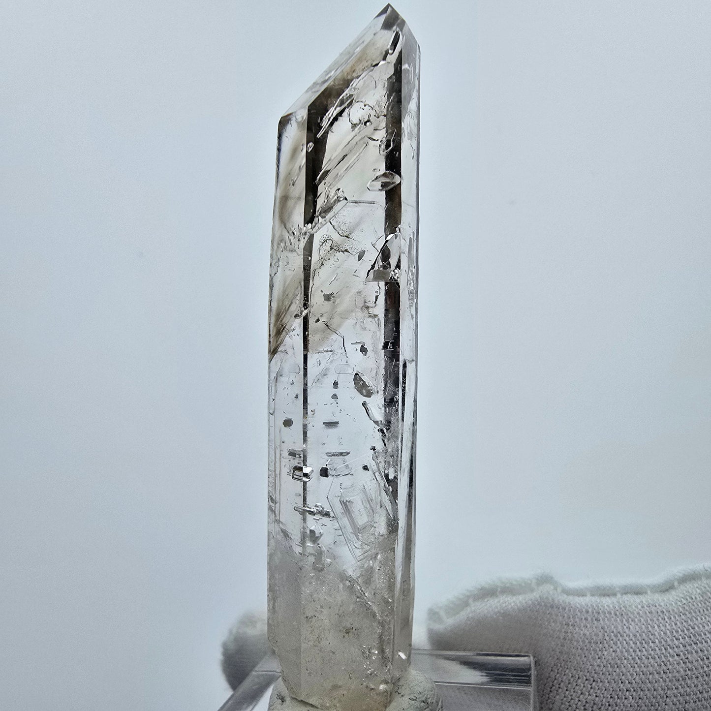 Klare Phantom Rauchquarz Kristallspitze Goboboseb, Namibia 63*27*11mm Sammlung