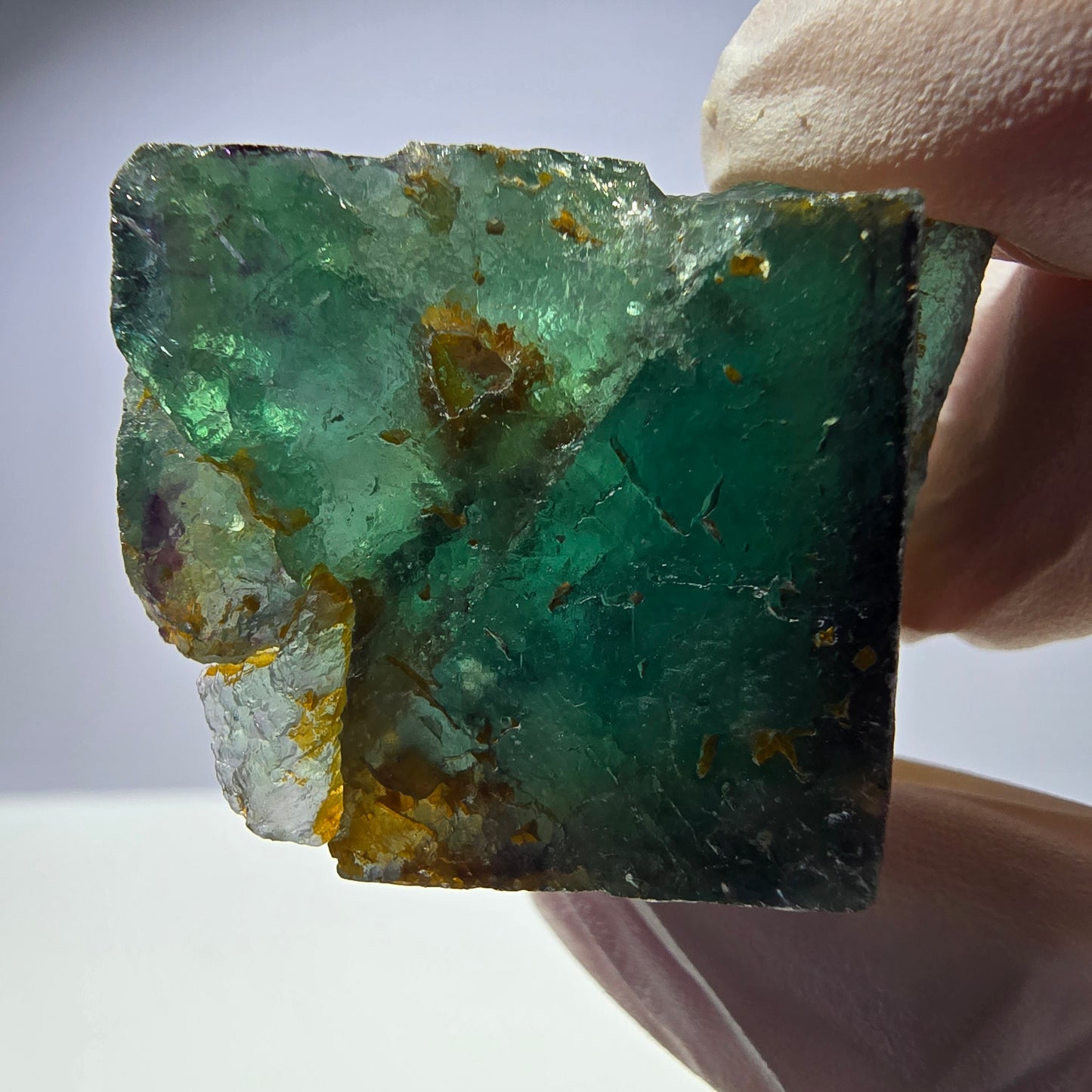 Spécimen de cube de fluorite fantôme parqueté vert violet Okorusu, Namibie 33*28*26mm