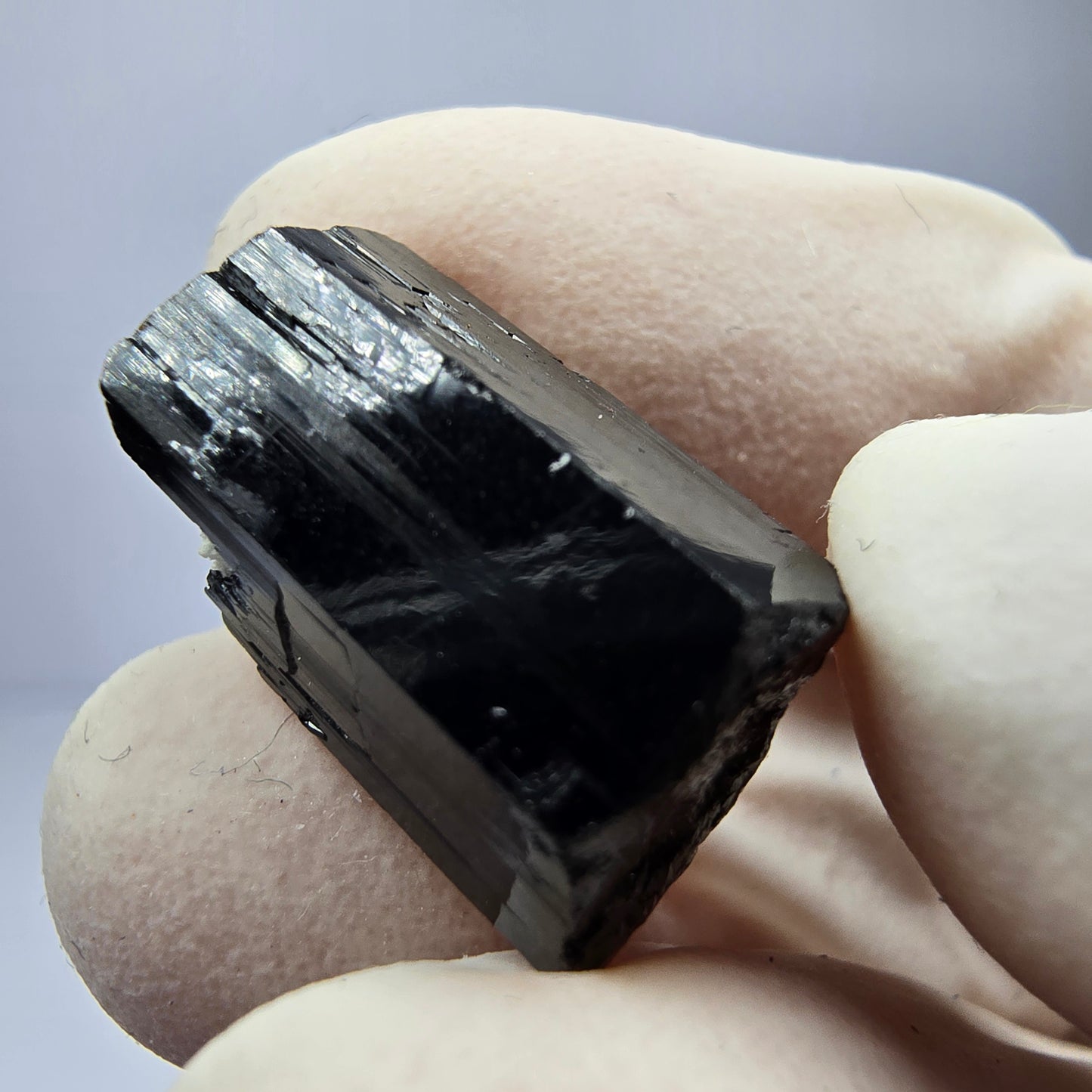 Schöner Schörl Turmalin mit Orthoklas Stufe Erongo, Namibia 18*10*11mm Sammlung
