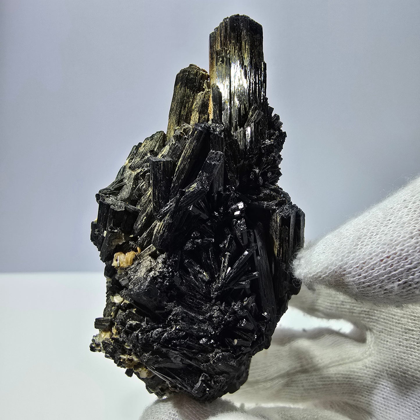 Spécimen rare de tourmaline muscovite Schorl, Erongo, Namibie, 87 x 55 x 35 mm