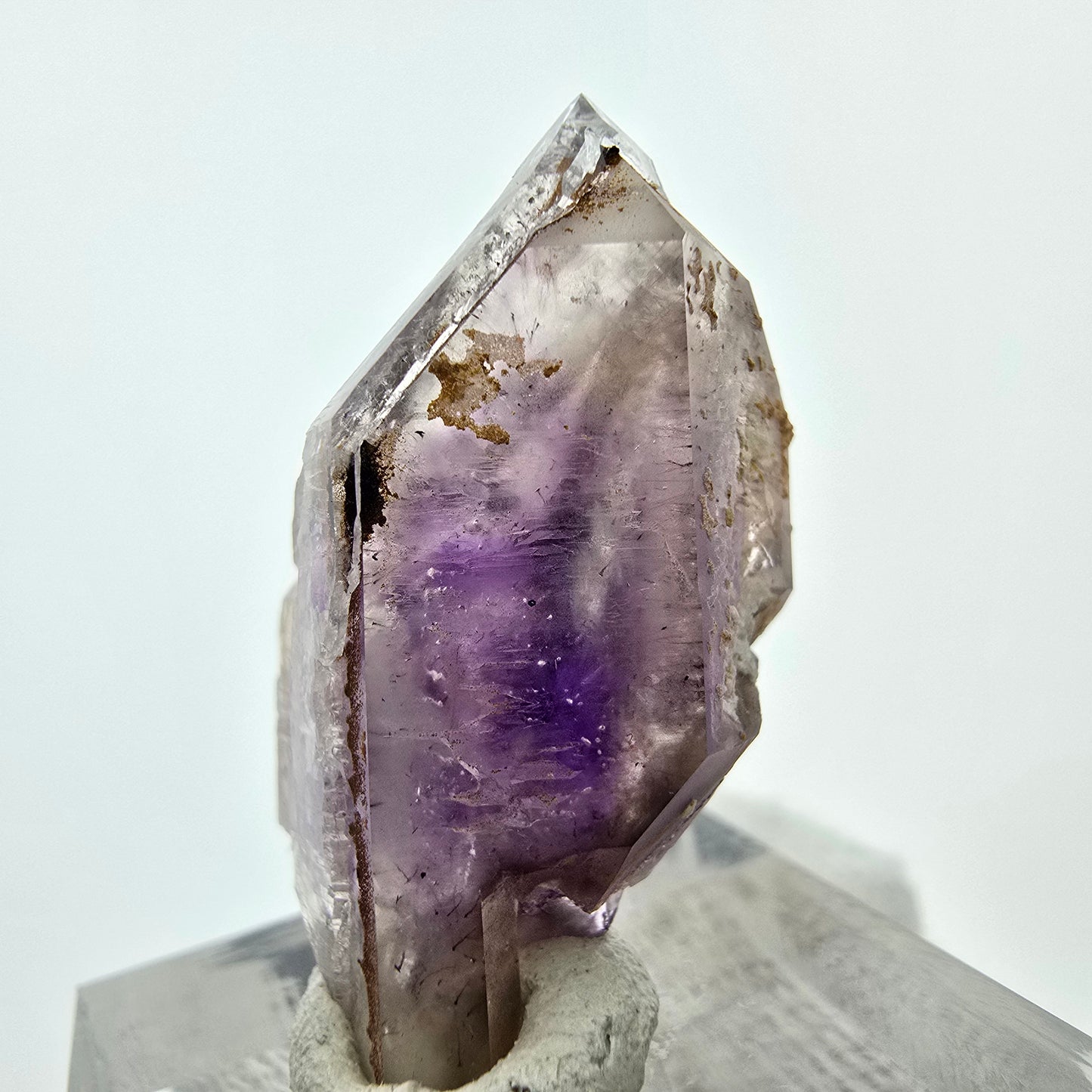 Phantom Amethyst Skelett Quarz Spitze Goboboseb, Namibia 33*18*17mm