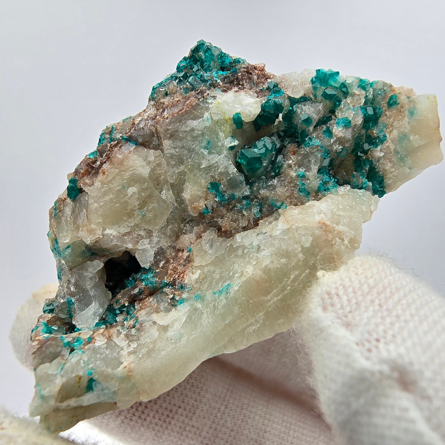 Seltene Dioptas auf Quarz Stufe Kaokoveld, Namibia 50*23*23mm Mineraliensammlung