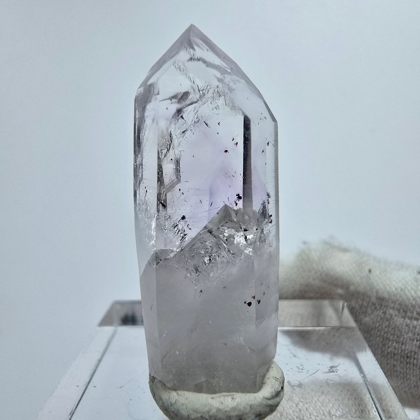 Phantom Amethyst Kristall mit Hämatit Streep Mine Goboboseb Namibia 30*12*9mm