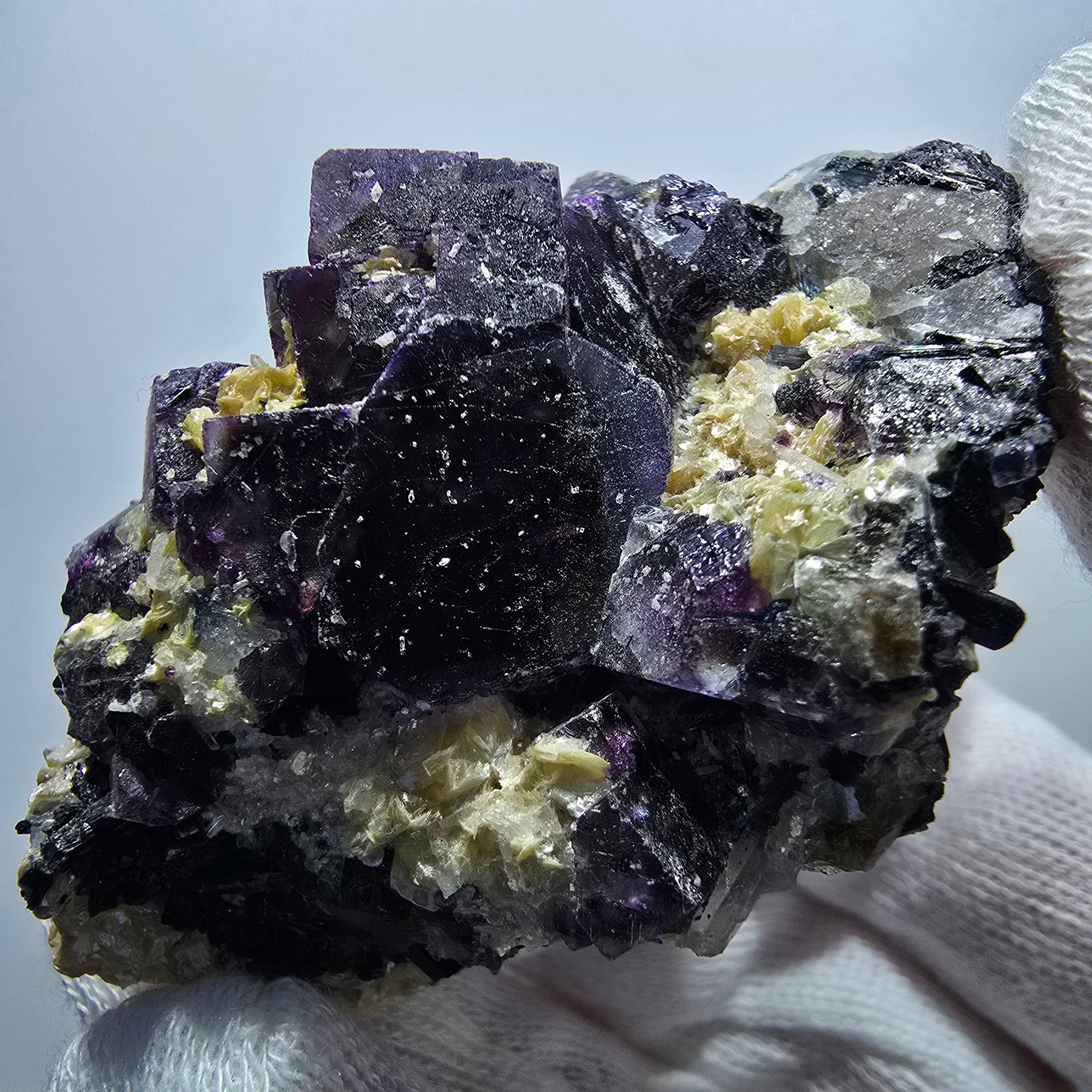 Colorful Phantom Fluorite Cubes Schorl Tourmaline Muscovite Erongo, Namibia 62*41*36mm