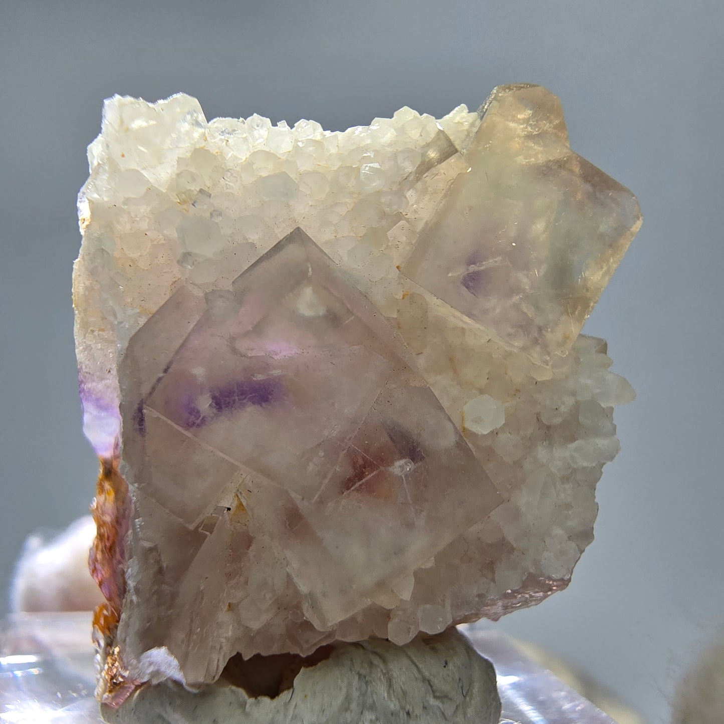 Seltene UV Phantom Fluorit Würfel, Quarz Stufe Brandberg, Namibia 30*25*15mm