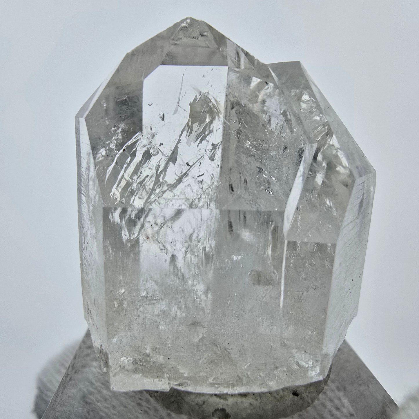 Enhydro Lemurian Phantom Quarz Spitzen Streep Mine Goboboseb, Namibia 33*28*22mm