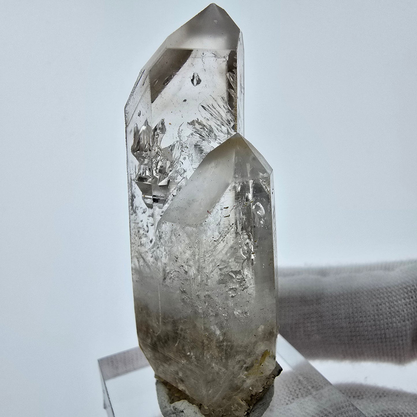 Enhydro Phantom Smoky Quartz Points 2x Bubble Goboboseb, Namibie 52*19*15mm