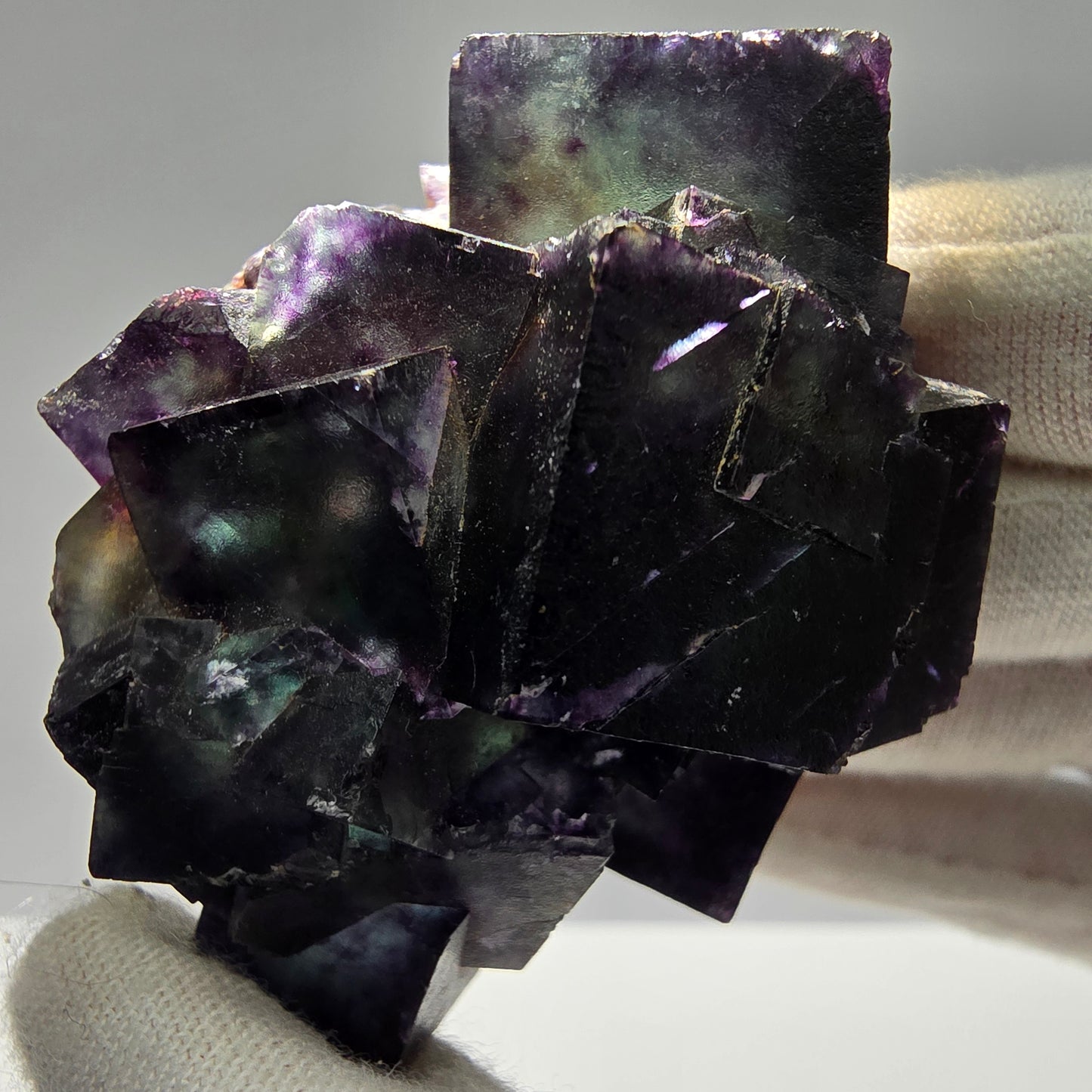 Seltene Phantom Fluorit Würfel Stufe lila grün gelb Okorusu, Namibia 55*46*33mm