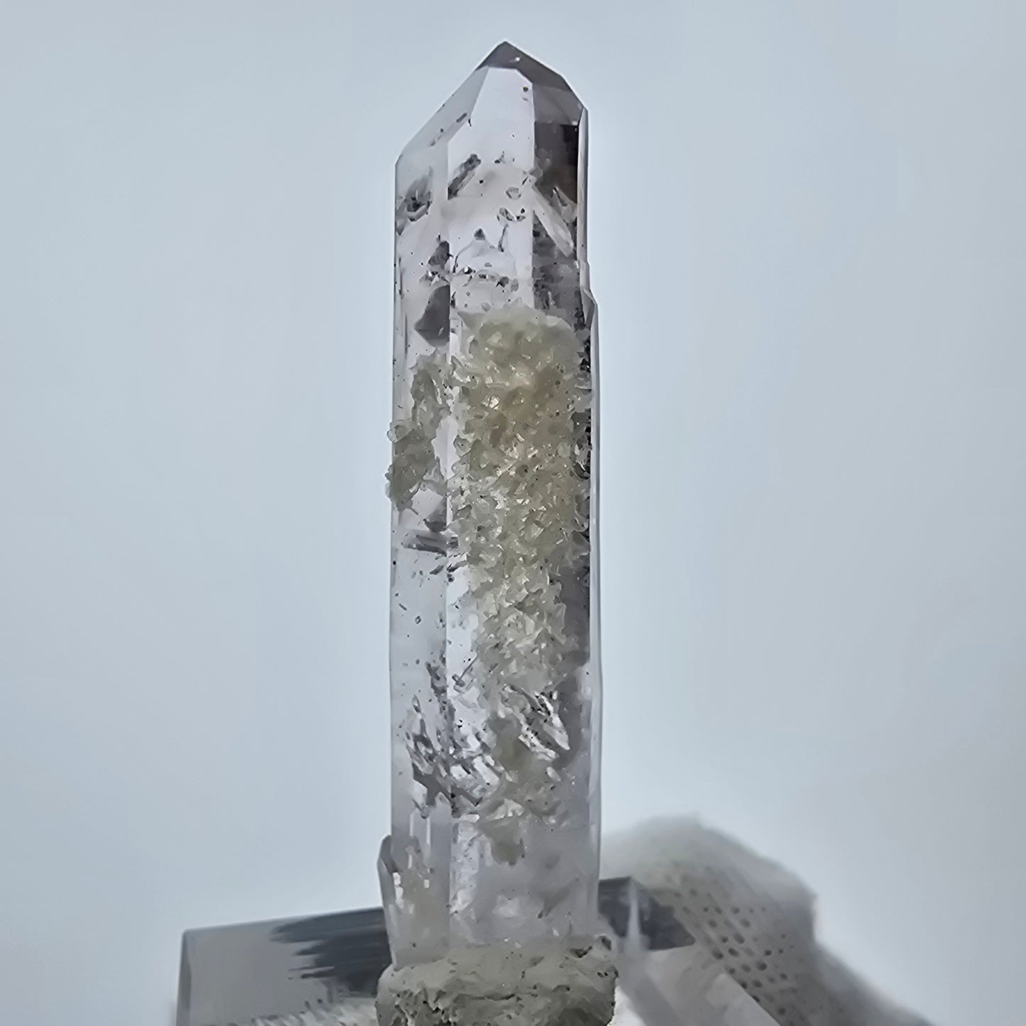 Enhydro Lemurian Rauchquarz mit Stilbit 1x Blase Goboboseb, Namibia 46*10*7mm