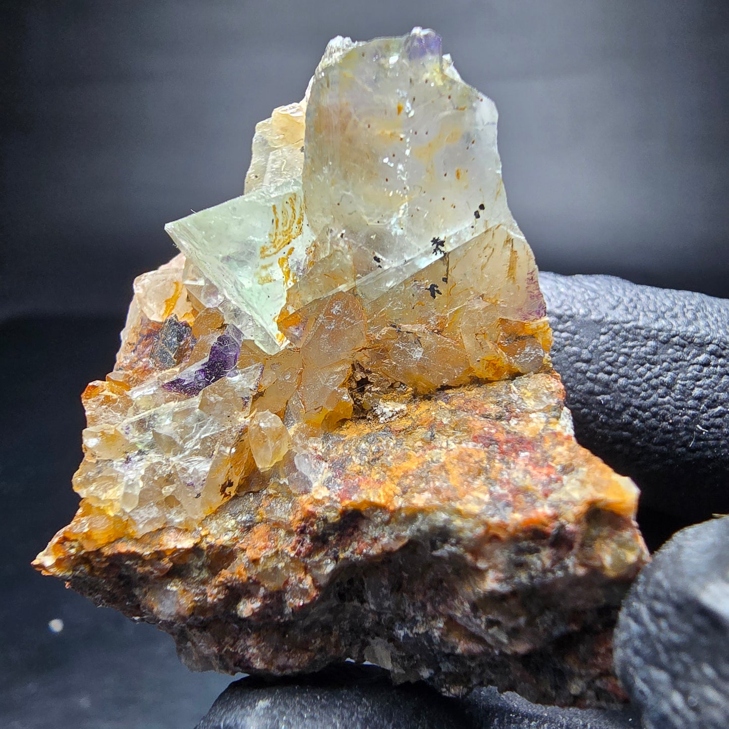 Cubes de fluorite très clairs niveau vert Omehane, collection Namibie 41*31*30mm