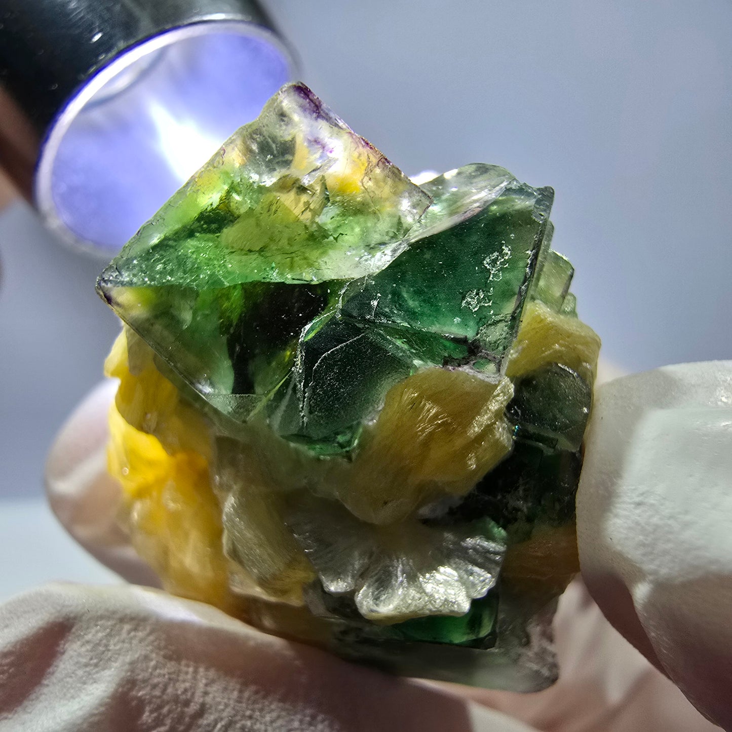 Cube de fluorite fantôme, spécimen de muscovite, Erongo, Namibie, 34 x 30 x 28 mm